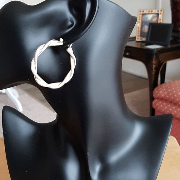 Jewelry - Silver toned earrings  
